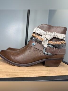 Miranda Lambert Edgy Western Booties